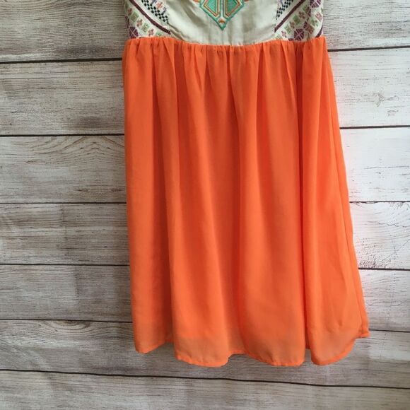 FLYING TOMATO EMBROIDERED DRESS - Picture 3 of 8